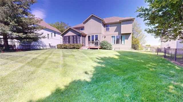 15704 Eby Street, Overland Park, KS 66221