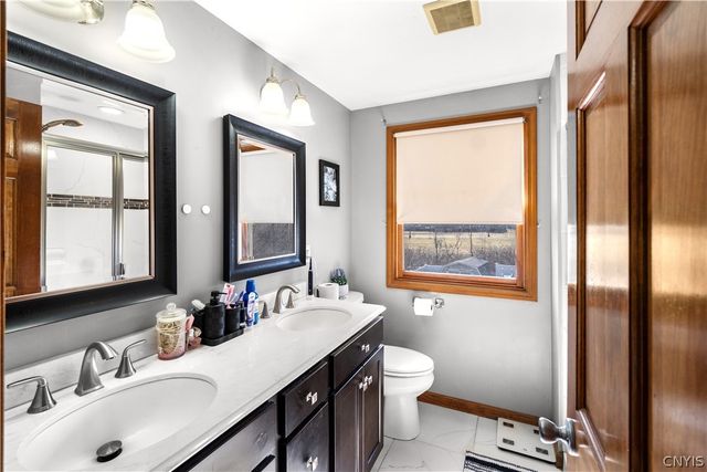 6215 Diffin Road, Cicero, NY 13039