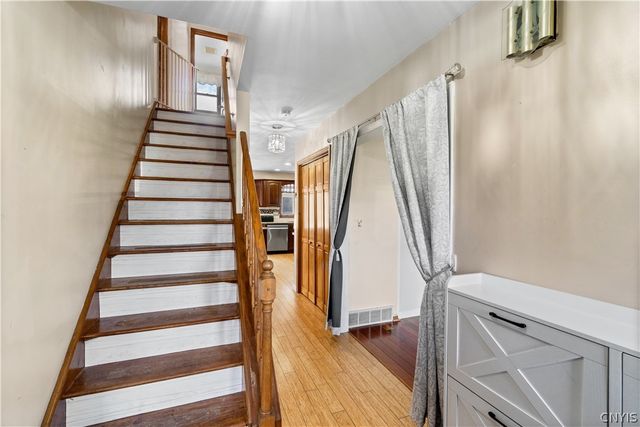 6215 Diffin Road, Cicero, NY 13039