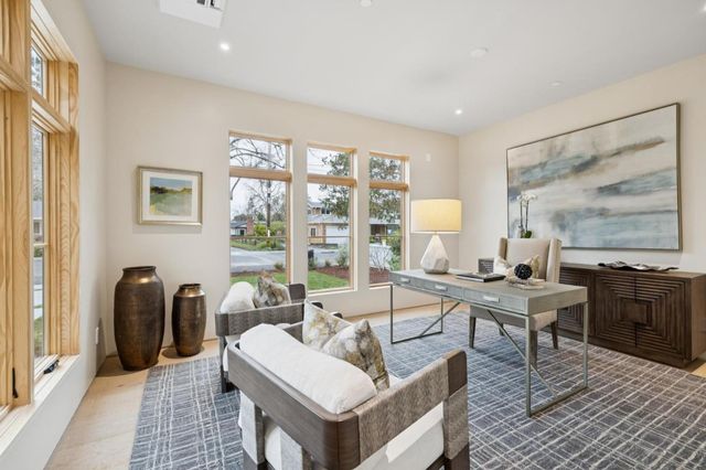 763 La Para Avenue, Palo Alto, CA 94306