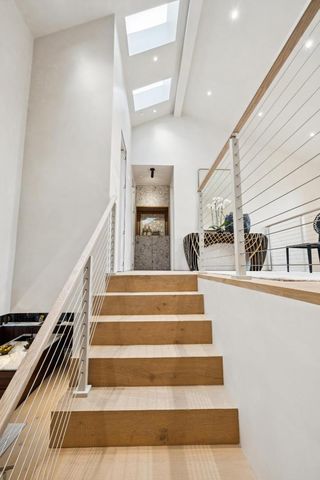 763 La Para Avenue, Palo Alto, CA 94306