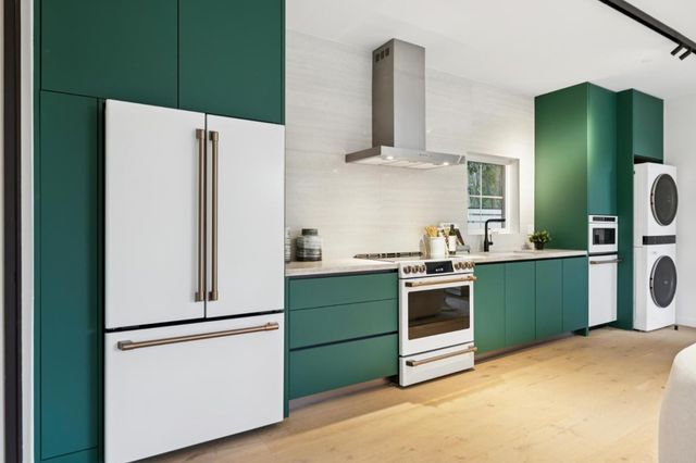 763 La Para Avenue, Palo Alto, CA 94306