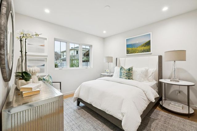 763 La Para Avenue, Palo Alto, CA 94306