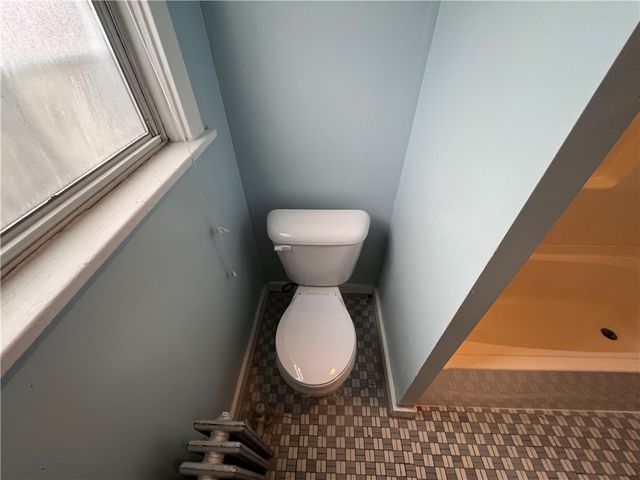 4323 Ludwick St, Squirrel Hill, PA 15217