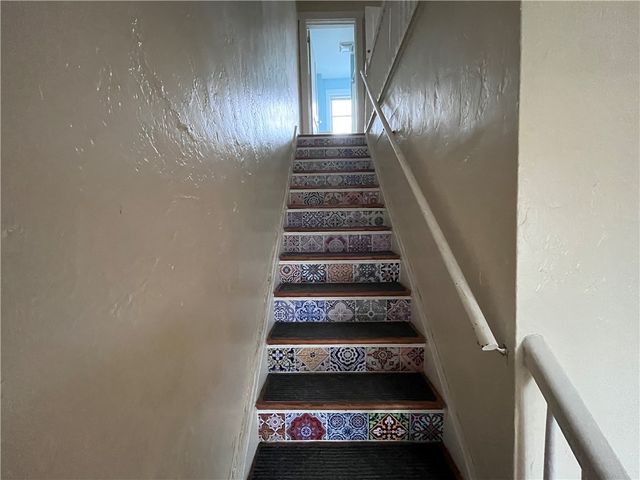 4323 Ludwick St, Squirrel Hill, PA 15217