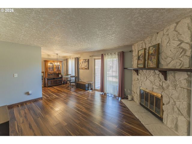3383 Ne 162ND Ave, Portland, OR 97230