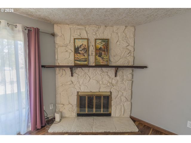 3383 Ne 162ND Ave, Portland, OR 97230