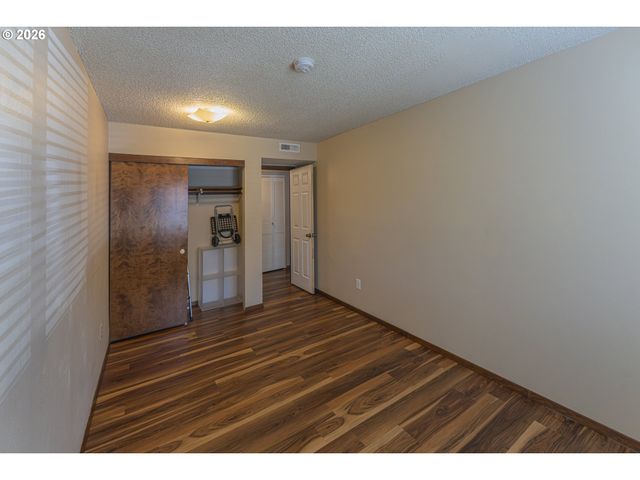 3383 Ne 162ND Ave, Portland, OR 97230