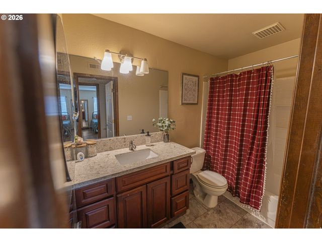 3383 Ne 162ND Ave, Portland, OR 97230
