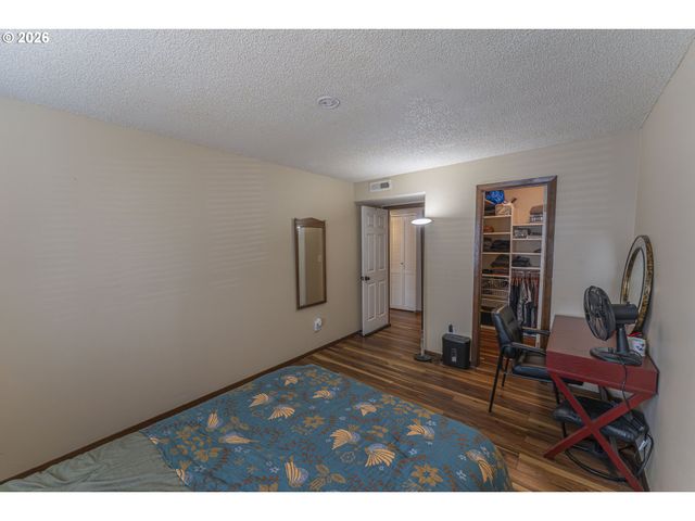 3383 Ne 162ND Ave, Portland, OR 97230