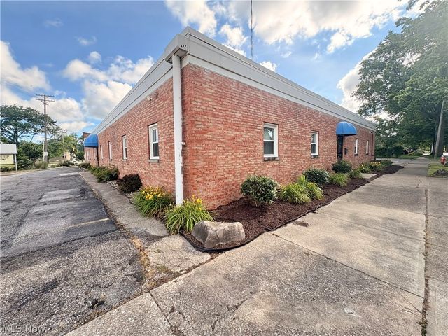 4367 Rocky River Drive, Cleveland, OH 44135