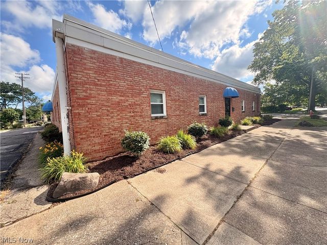 4367 Rocky River Drive, Cleveland, OH 44135