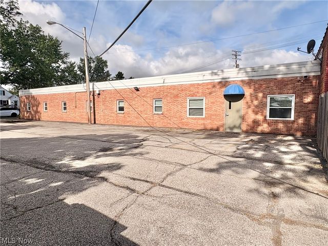4367 Rocky River Drive, Cleveland, OH 44135
