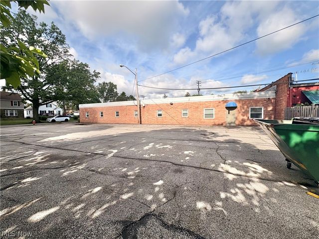 4367 Rocky River Drive, Cleveland, OH 44135