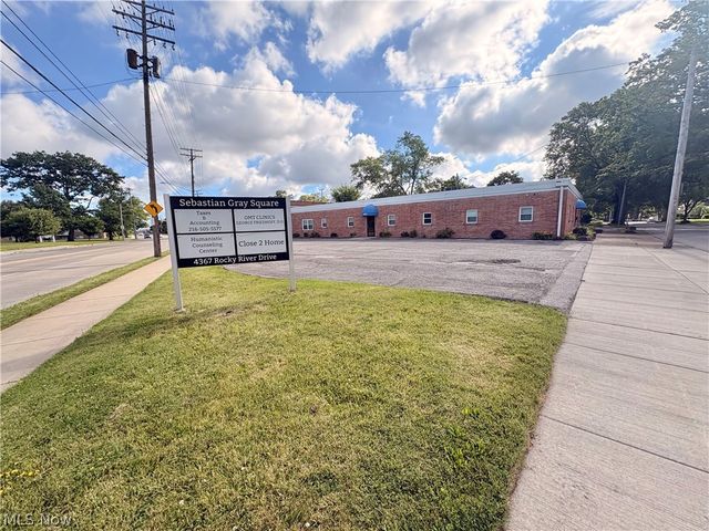 4367 Rocky River Drive, Cleveland, OH 44135