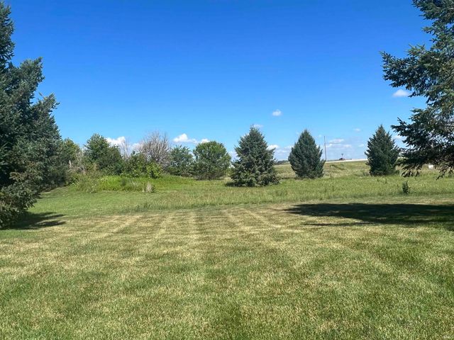 4536 LAKE BLACKTHORN Drive, South Bend, IN 46628