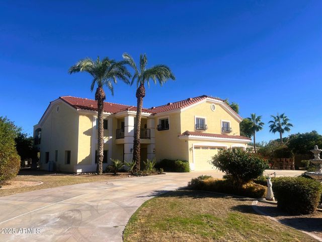 23701 N 81st Avenue, Peoria, AZ 85383