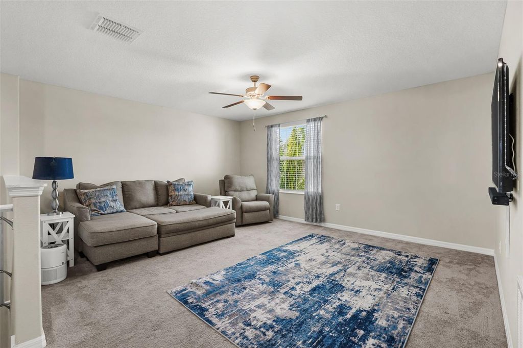 Image 18 of property listing at 9823 LEMON DROP LOOP, Ruskin, FL 33573