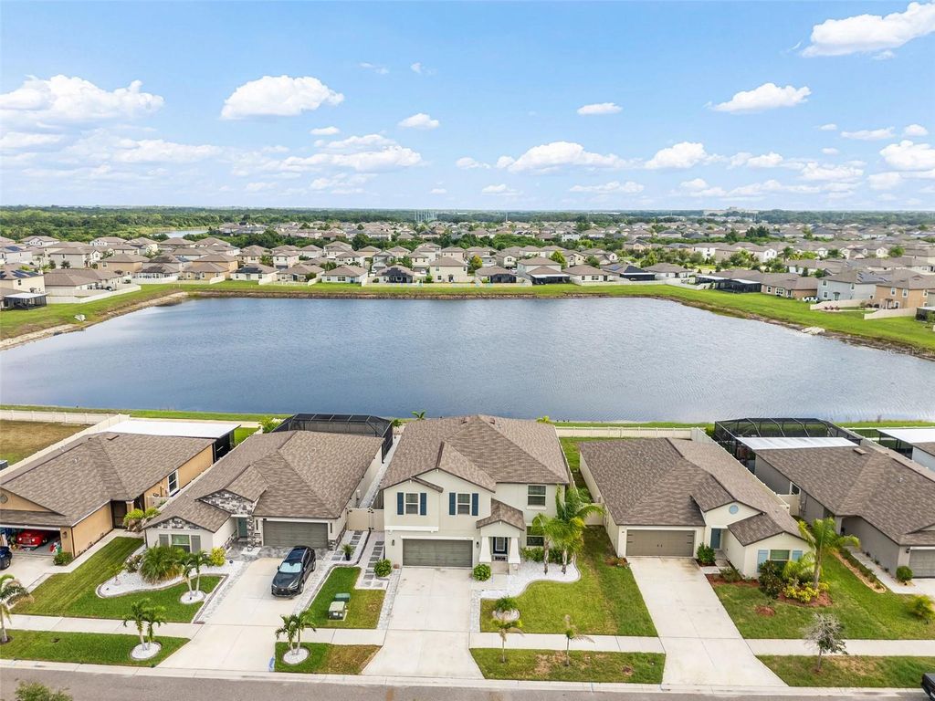 Image 45 of property listing at 9823 LEMON DROP LOOP, Ruskin, FL 33573
