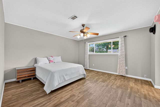 7259 Shady Arbor Lane, Houston, TX 77040