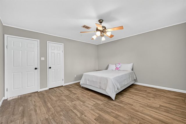 7259 Shady Arbor Lane, Houston, TX 77040