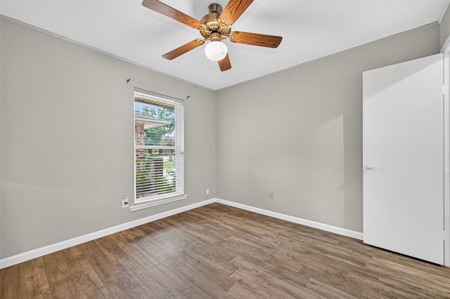 7259 Shady Arbor Lane, Houston, TX 77040