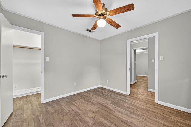 7259 Shady Arbor Lane, Houston, TX 77040