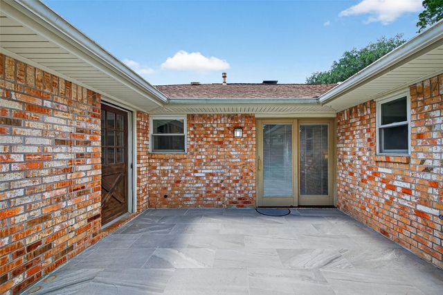 7259 Shady Arbor Lane, Houston, TX 77040