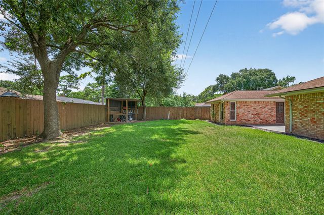 7259 Shady Arbor Lane, Houston, TX 77040