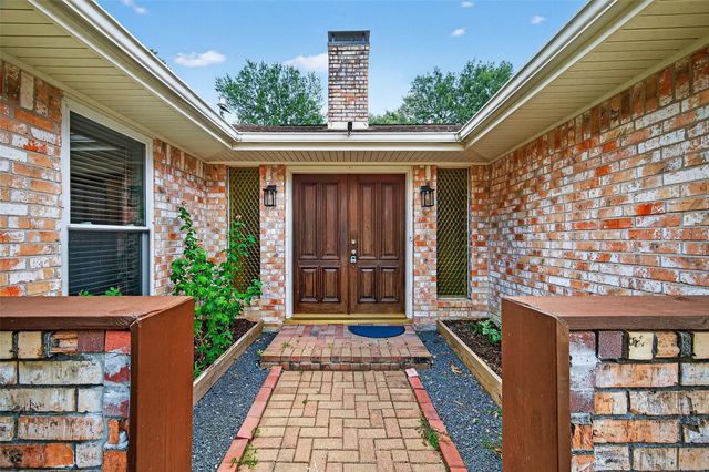 7259 Shady Arbor Lane, Houston, TX 77040