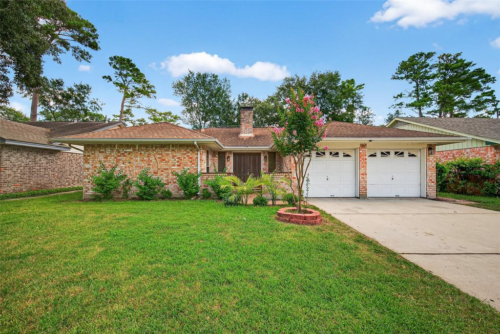 7259 Shady Arbor Lane, Houston, TX 77040