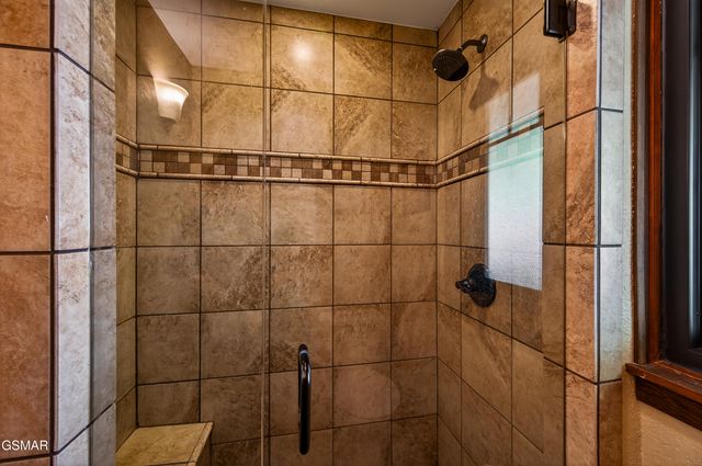 1116 Ski Mountain Road, Gatlinburg, TN 37738