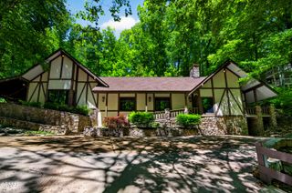 1116 Ski Mountain Road, Gatlinburg, TN 37738