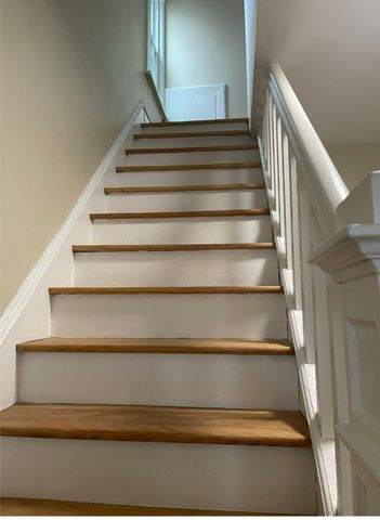 812 Mcknight Road N, Maplewood, MN 55119