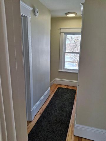 812 Mcknight Road N, Maplewood, MN 55119