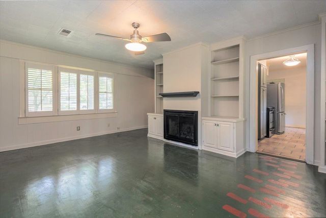 4910 COLE RD, Memphis, TN 38117