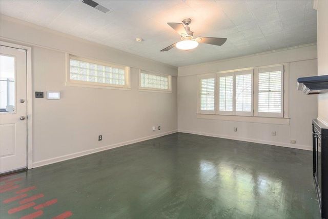 4910 COLE RD, Memphis, TN 38117