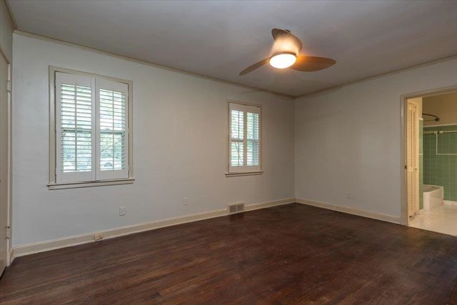 4910 COLE RD, Memphis, TN 38117