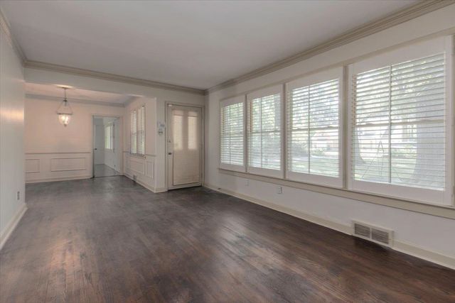 4910 COLE RD, Memphis, TN 38117