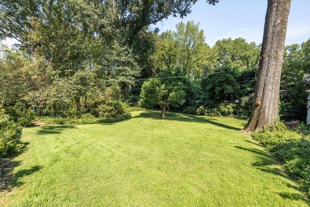 4910 COLE RD, Memphis, TN 38117