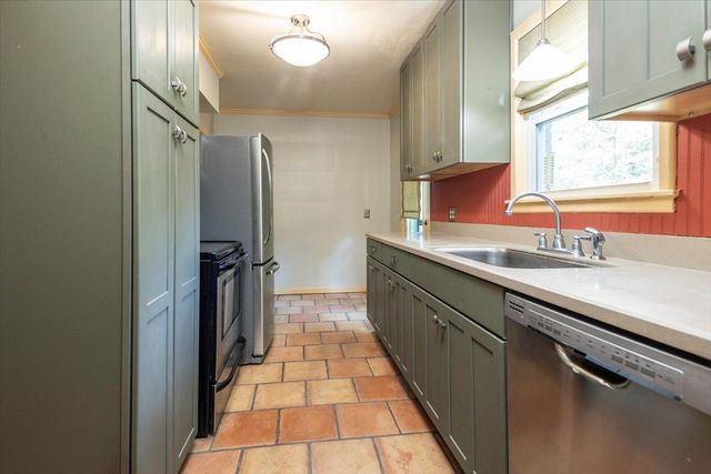 4910 COLE RD, Memphis, TN 38117