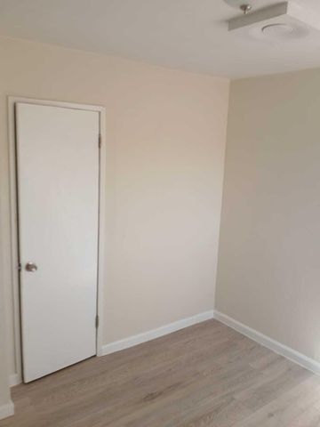 11028 E Avenue R, Littlerock, CA 93543