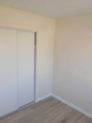 11028 E Avenue R, Littlerock, CA 93543
