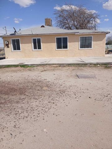 11028 E Avenue R, Littlerock, CA 93543