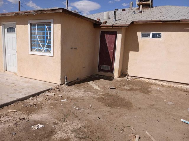11028 E Avenue R, Littlerock, CA 93543