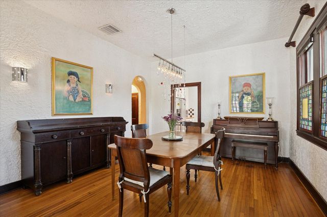 704 SE 8th Street, Fort Lauderdale, FL 33316