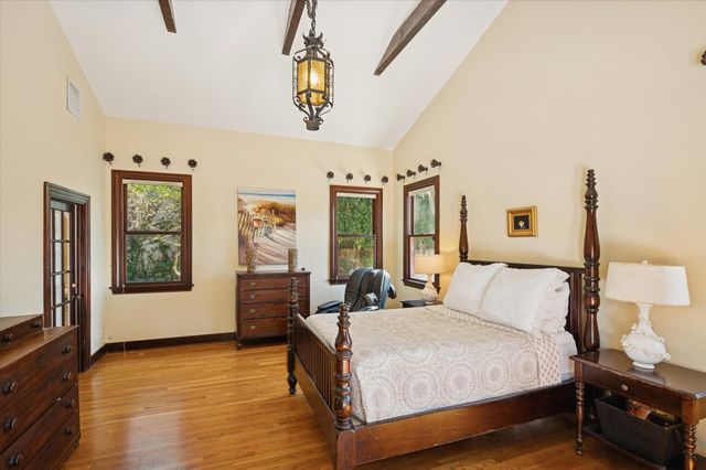 704 SE 8th Street, Fort Lauderdale, FL 33316