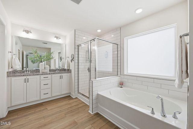 524 Glenwyck Court, Fuquay Varina, NC 27526