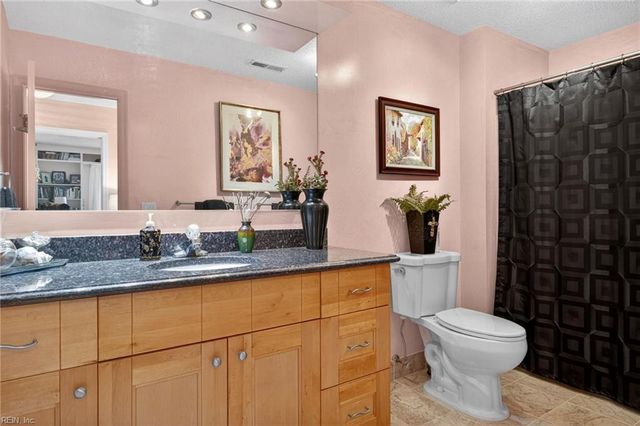 4863 Cypress Point CIR, Virginia Beach, VA 23455