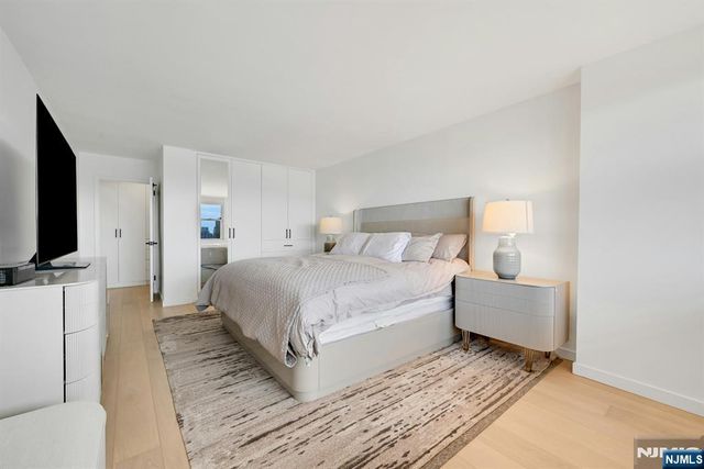 6040 Boulevard East 31E, West New York, NJ 07093